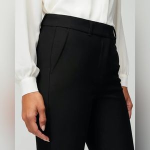 Never Worn - WHBM Elle Slim Ankle Trouser - size 6 black